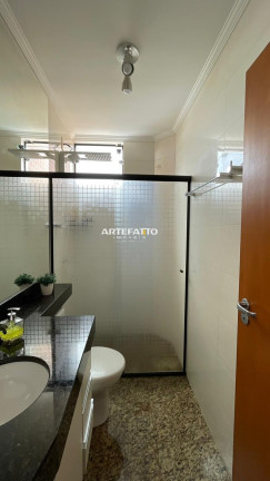 Imagem Apartamento com 3 Quartos à Venda, 180 m²