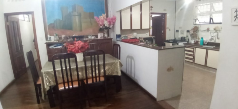 Imagem Casa com 3 Quartos à Venda, 185 m² em Embaré - Santos Imagem Casa com 3 Quartos à Venda, 185 m² em Embaré - Santos