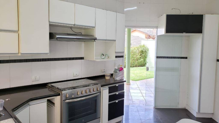 Imagem Casa com 4 Quartos à Venda, 360 m² em Jacareí Imagem Casa com 4 Quartos à Venda, 360 m² em Jacareí