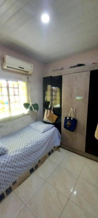 Imagem Casa com 5 Quartos à Venda, em Flores - Manaus Imagem Casa com 5 Quartos à Venda, em Flores - Manaus