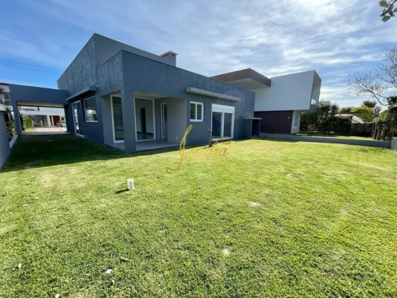 Imagem Casa de Condomínio com 4 Quartos à Venda, 220 m² em Zona Nova - Capão Da Canoa