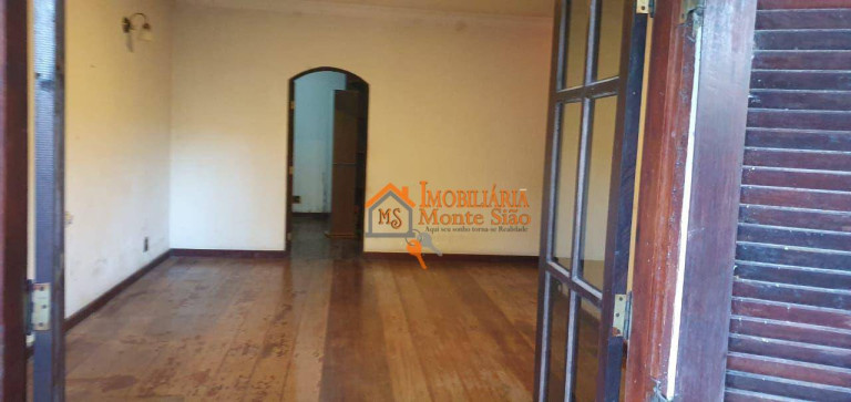 Imagem Chácara com 4 Quartos à Venda, 7.000 m² em Chácaras Copaco - Arujá Imagem Chácara com 4 Quartos à Venda, 7.000 m² em Chácaras Copaco - Arujá