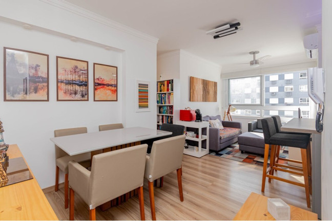 Imagem Apartamento com 2 Quartos à Venda, 57 m² em São Sebastião - Porto Alegre Imagem Apartamento com 2 Quartos à Venda, 57 m² em São Sebastião - Porto Alegre