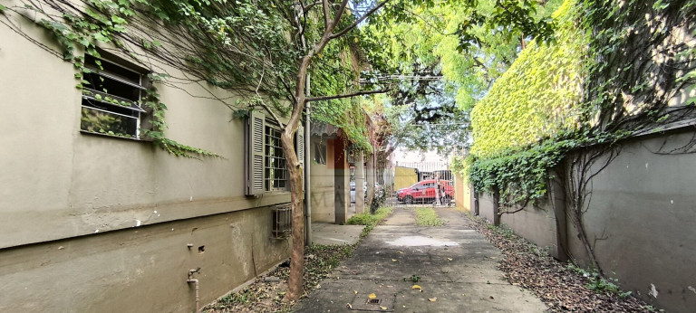 Imagem Casa com 2 Quartos à Venda, em São Geraldo - Porto Alegre Imagem Casa com 2 Quartos à Venda, em São Geraldo - Porto Alegre