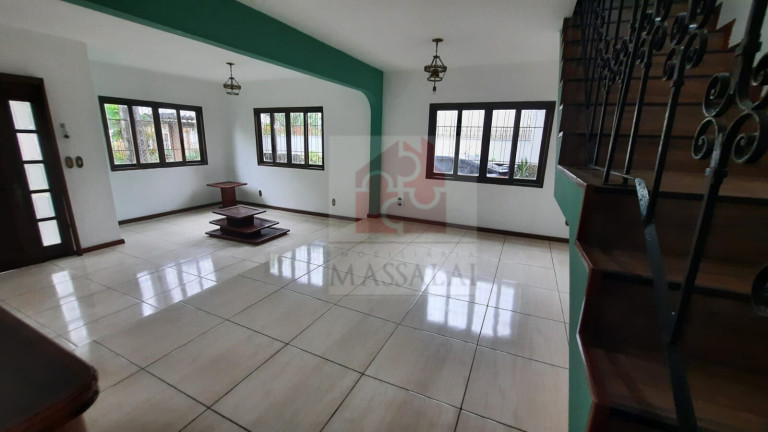 Imagem Casa com 3 Quartos à Venda, 240 m² em Ipanema - Porto Alegre Imagem Casa com 3 Quartos à Venda, 240 m² em Ipanema - Porto Alegre