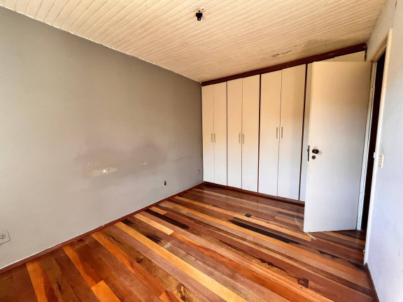 Imagem Casa com 3 Quartos à Venda,  em Campeche - Florianópolis