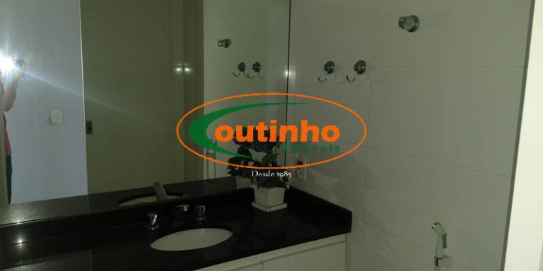 Imagem Apartamento com 2 Quartos à Venda, 98 m² em Maracanã - Rio De Janeiro Imagem Apartamento com 2 Quartos à Venda, 98 m² em Maracanã - Rio De Janeiro