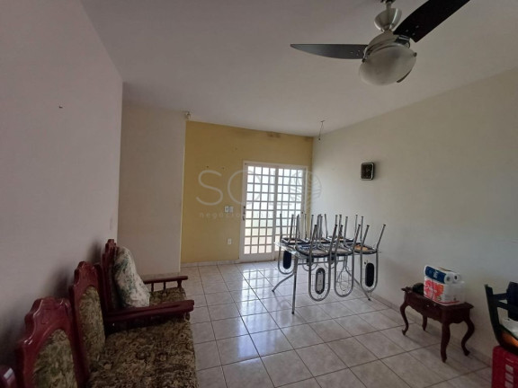Imagem Casa com 2 Quartos à Venda, 202 m² em Jardim Aclimação - Araraquara Imagem Casa com 2 Quartos à Venda, 202 m² em Jardim Aclimação - Araraquara