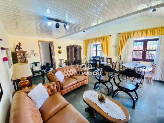 Chácara com 3 Quartos à Venda, 990 m² em Chácaras Maringá - Atibaia