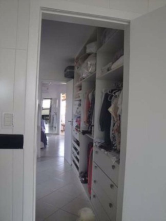 Imagem Casa com 4 Quartos à Venda, 300 m² em Buraquinho - Lauro De Freitas Imagem Casa com 4 Quartos à Venda, 300 m² em Buraquinho - Lauro De Freitas