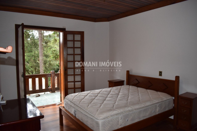 Imagem Casa com 6 Quartos à Venda, 546 m² em Região De Capivari - Campos Do Jordão
