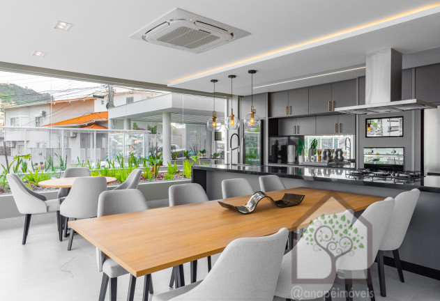 Imagem Apartamento com 3 Quartos à Venda, 123 m² em Agronômica - Florianópolis