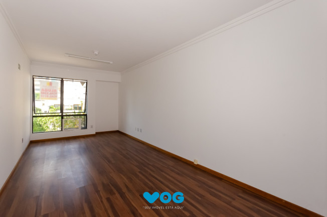 Sala Comercial à Venda, 29 m² em Petrópolis - Porto Alegre