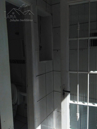 Imagem Casa com 1 Quarto para Alugar, em Artur Alvim - Sao Paulo Imagem Casa com 1 Quarto para Alugar, em Artur Alvim - Sao Paulo