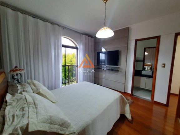 Imagem Apartamento com 3 Quartos à Venda, 175 m²