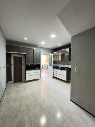 Imagem Casa com 4 Quartos à Venda, 113 m² em Maraponga - Fortaleza Imagem Casa com 4 Quartos à Venda, 113 m² em Maraponga - Fortaleza