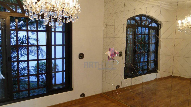 Imagem Sobrado com 4 Quartos à Venda, 270 m² em Jardim Cordeiro - São Paulo