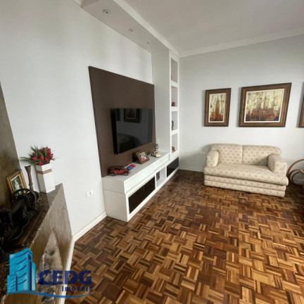 Imagem Casa com 3 Quartos à Venda, 396 m² em Boqueirão - Curitiba Imagem Casa com 3 Quartos à Venda, 396 m² em Boqueirão - Curitiba
