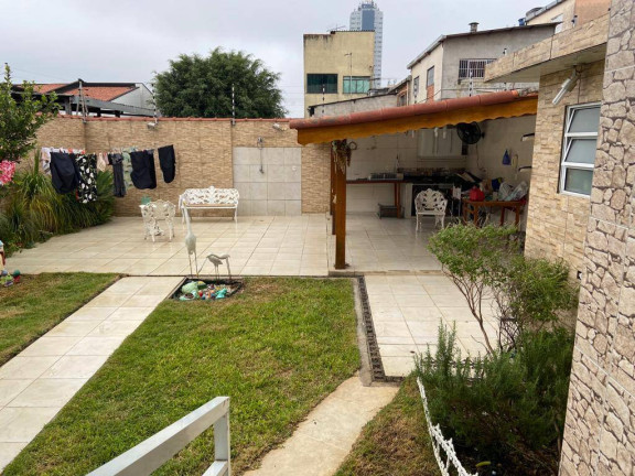 Casa com 5 Quartos para Alugar, 350 m² em Jardim Independência - São Paulo