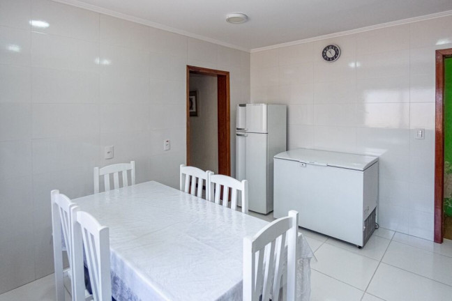 Imagem Casa com 2 Quartos à Venda, 94 m² em Rubem Berta - Porto Alegre