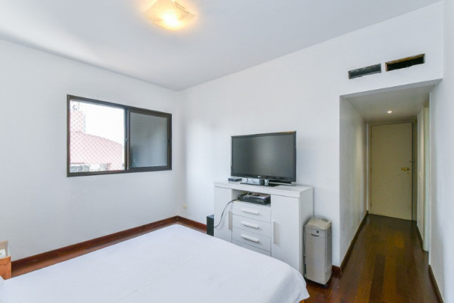 Imagem Imóvel com 4 Quartos à Venda, 200 m² em Moema - São Paulo Imagem Imóvel com 4 Quartos à Venda, 200 m² em Moema - São Paulo