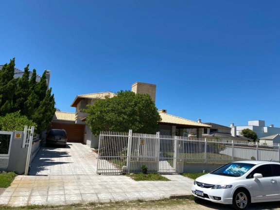 Casa com 5 Quartos à Venda, 240 m² em Atlantida - Xangri-lá