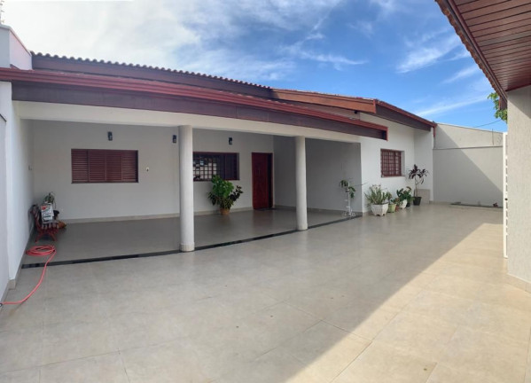 Imagem Imóvel com 3 Quartos à Venda, 226 m² em Jardim Amélia - Americana Imagem Imóvel com 3 Quartos à Venda, 226 m² em Jardim Amélia - Americana