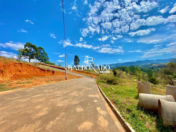 Imagem Terreno à Venda, 304 m² em Centro - Extrema Imagem Terreno à Venda, 304 m² em Centro - Extrema