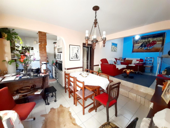 Imagem Casa com 10 Quartos à Venda, 290 m² em Nossa Senhora De Fátima - Santa Maria Imagem Casa com 10 Quartos à Venda, 290 m² em Nossa Senhora De Fátima - Santa Maria