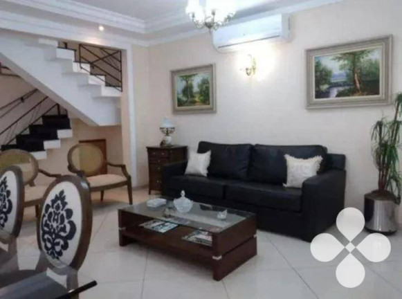 Imóvel com 4 Quartos à Venda ou Locação, 200 m² em Campo Grande - Santos