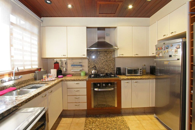 Imagem Casa com 3 Quartos à Venda, 355 m² em Santo Antônio - Porto Alegre