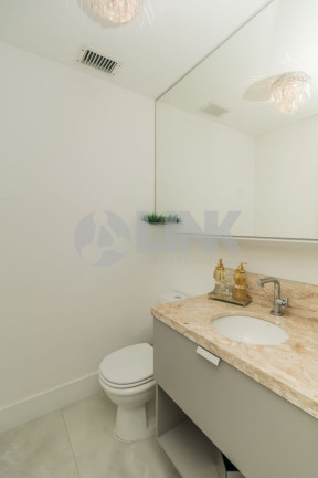 Imagem Apartamento com 3 Quartos à Venda, 127 m² em Jardim Do Salso - Porto Alegre Imagem Apartamento com 3 Quartos à Venda, 127 m² em Jardim Do Salso - Porto Alegre