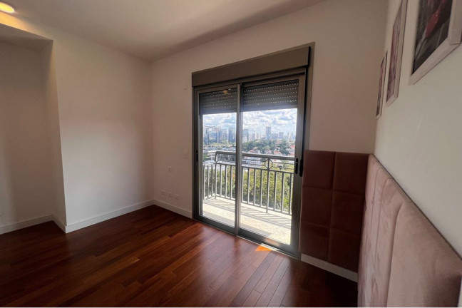 Imagem Apartamento com 3 Quartos à Venda, 252 m² em Real Parque - São Paulo Imagem Apartamento com 3 Quartos à Venda, 252 m² em Real Parque - São Paulo