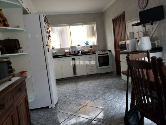 Imagem Casa com 3 Quartos à Venda, 226 m² em Jardim Aeroporto - São Paulo Imagem Casa com 3 Quartos à Venda, 226 m² em Jardim Aeroporto - São Paulo