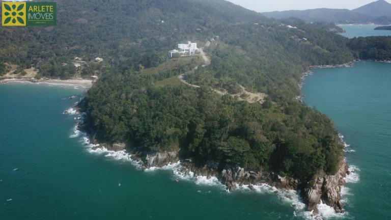 Imagem Terreno à Venda, 2.582 m² em Araça - Porto Belo Imagem Terreno à Venda, 2.582 m² em Araça - Porto Belo