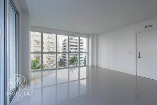 Imagem Apartamento com 3 Quartos à Venda, 162 m² em Centro - Balneário Camboriú Imagem Apartamento com 3 Quartos à Venda, 162 m² em Centro - Balneário Camboriú