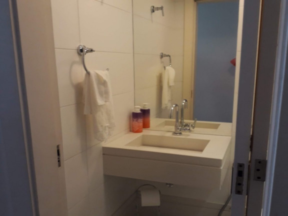 Imagem Imóvel com 3 Quartos à Venda, 566 m² em Jardim Guanabara - Rio De Janeiro Imagem Imóvel com 3 Quartos à Venda, 566 m² em Jardim Guanabara - Rio De Janeiro