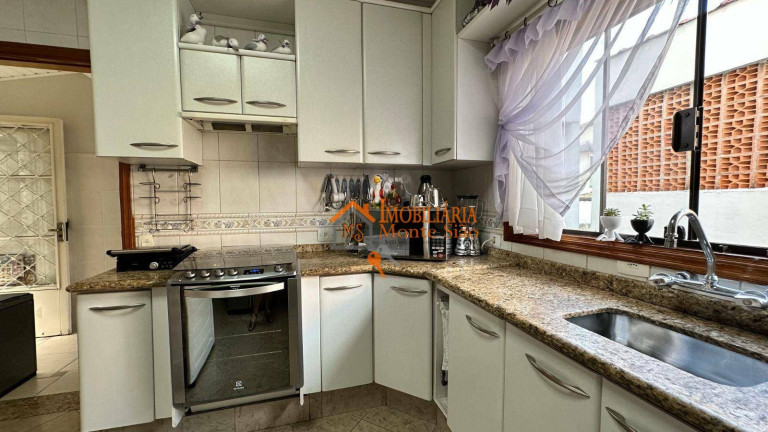 Imagem Casa com 4 Quartos à Venda, 220 m² em Jardim Santa Clara - Guarulhos Imagem Casa com 4 Quartos à Venda, 220 m² em Jardim Santa Clara - Guarulhos