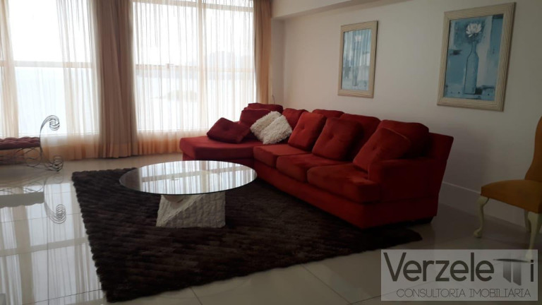 Imagem Apartamento com 4 Quartos para Temporada, 390 m² em Centro - Balneário Camboriú Imagem Apartamento com 4 Quartos para Temporada, 390 m² em Centro - Balneário Camboriú