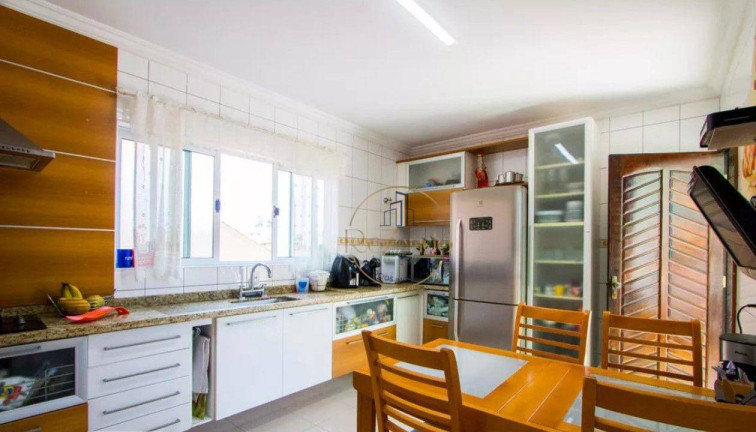 Imagem Sobrado com 3 Quartos à Venda, 207 m² em Campestre - Santo André