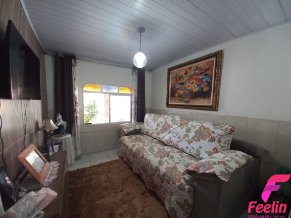 Imagem Casa com 3 Quartos à Venda, 166 m² em Campeche - Florianópolis