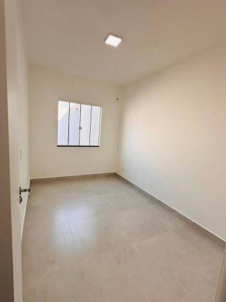 Imagem Casa com 2 Quartos à Venda, 62 m² em Esmeralda - Cascavel
