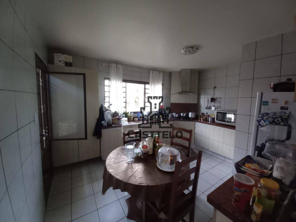 Imagem Sobrado com 4 Quartos à Venda, 183 m² em Industrial - Londrina