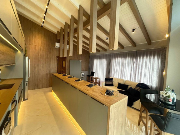 Imagem Cobertura com 4 Quartos à Venda, 178 m² em Centro - Balneário Camboriú
