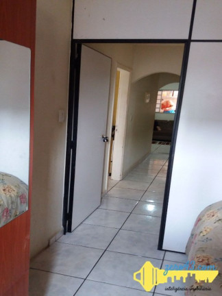 Imagem Casa com 4 Quartos à Venda, 170 m² em Conjunto Semiramis Barros Braga - Londrina Imagem Casa com 4 Quartos à Venda, 170 m² em Conjunto Semiramis Barros Braga - Londrina