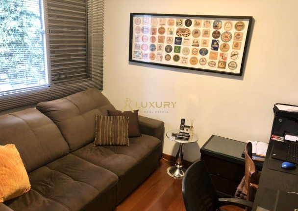 Imagem Imóvel com 3 Quartos à Venda, 97 m² em Santa Efigênia - Belo Horizonte