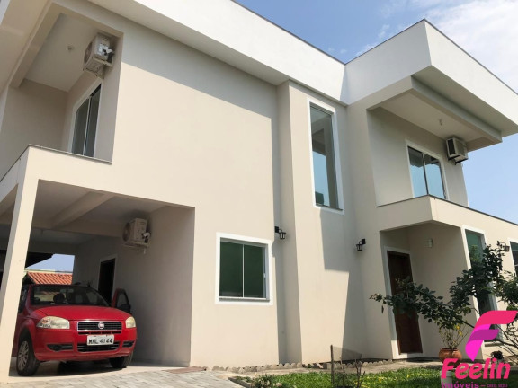 Imagem Casa com 3 Quartos à Venda, 200 m² em Campeche - Florianópolis