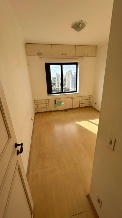 Imagem Apartamento com 3 Quartos à Venda, 156 m²