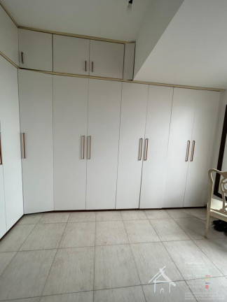 Imagem Apartamento com 3 Quartos à Venda, 220 m² em Jardim Apipema - Salvador