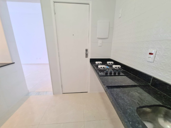 Imagem Apartamento com 2 Quartos à Venda, 78 m² em Copacabana - Rio De Janeiro Imagem Apartamento com 2 Quartos à Venda, 78 m² em Copacabana - Rio De Janeiro